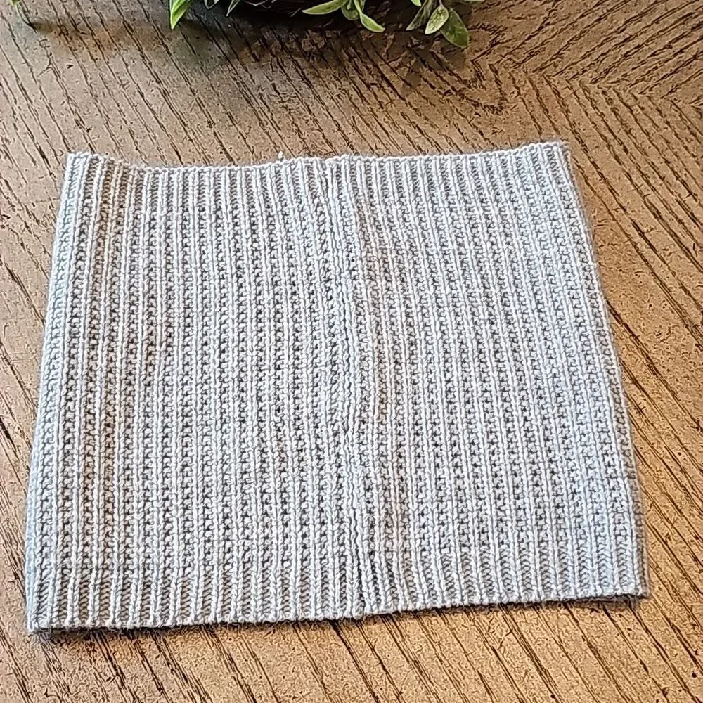 Girls knit scarf gray with silver